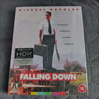 Falling Down - rankka päivä Limited Edition 4K **muoveissa** - pikkukuva 1