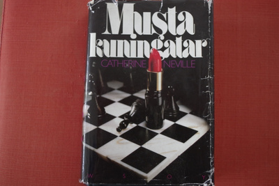 Catherine Neville: Musta kuningatar (1989)