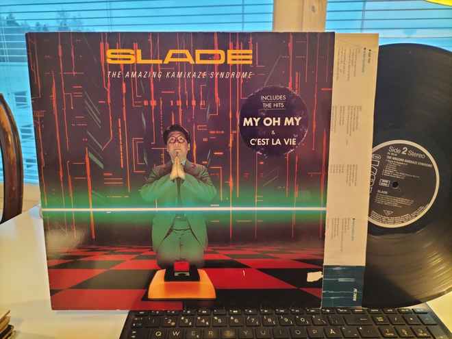 SLADE, The Amazing Kamikaze syndrome, LP GER -83 SIISTI !!