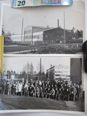 2 VANHAA Valokuvaa Nikolajeff Auto Korjaamo Helsinki 1955
