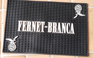 Fernet Branca BAARITISKIN MATTO kumimatto