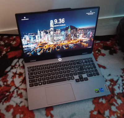 Lenovo LOQ 15IRX10 01DMX pelikannettava i7/RTX 5070/RAM 24GB