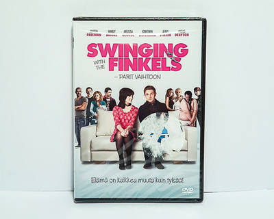 UUSI Swinging With The Finkels - Parit Vaihtoon DVD