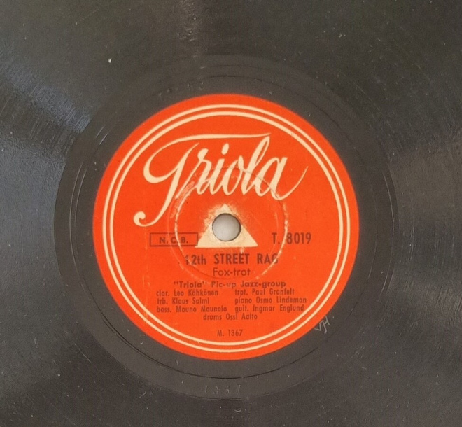 Savikiekko 1950 - Triola Pick-up Jazz-group - Triola T 8019