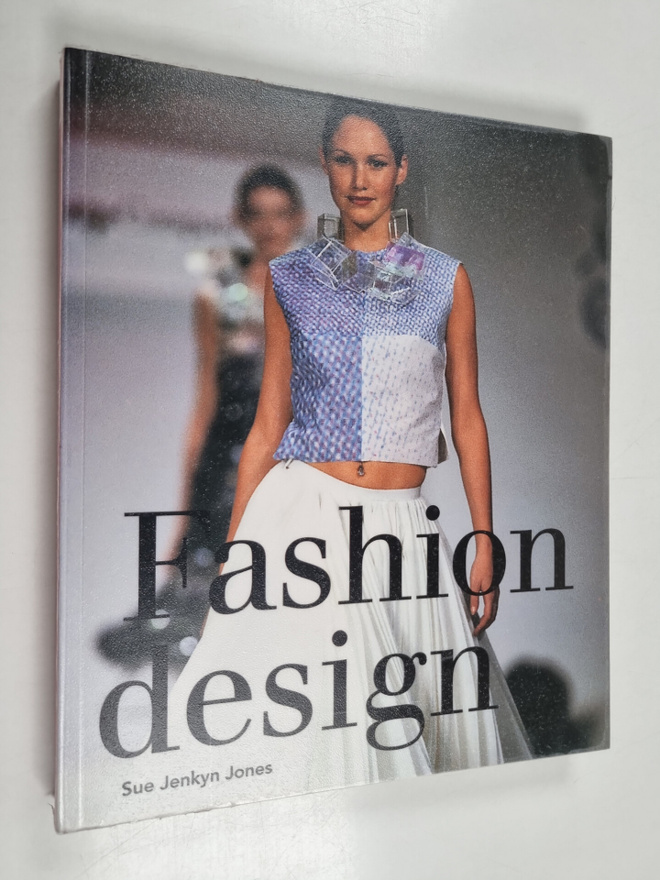 Sue Jenkyn Jones : Fashion Design