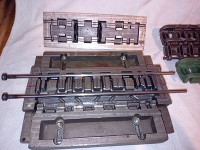 Tarkkuusvalu muotit King Tiger scala 1:4