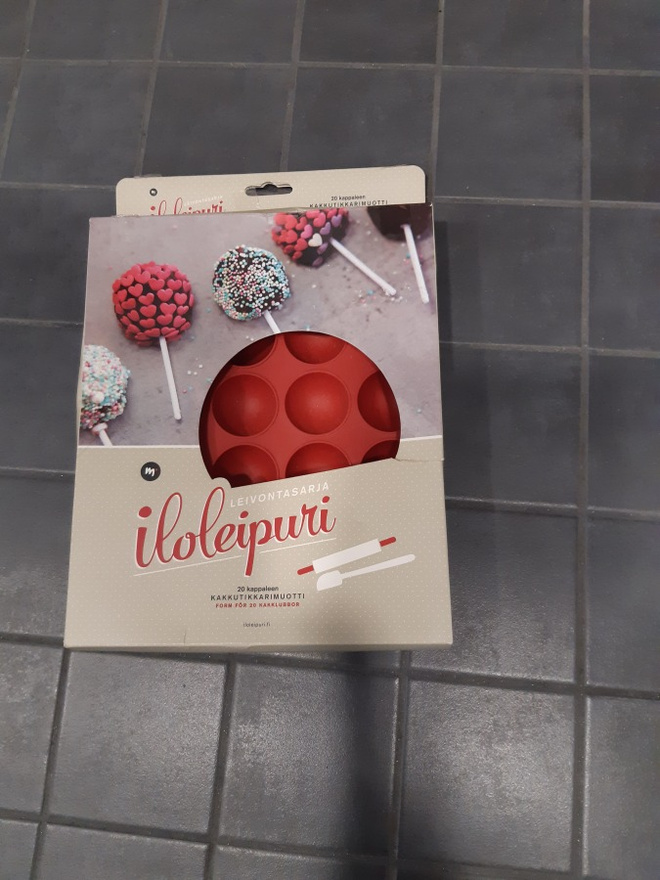 ILOLEIPURI KAKKUTIKKARIMUOTTISARJA