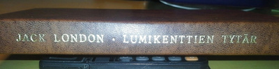 Jack London Lumikenttien tytär