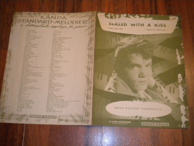 Nuottivhko - BRIAN HYLAND - Sealed With A Kiss 1962