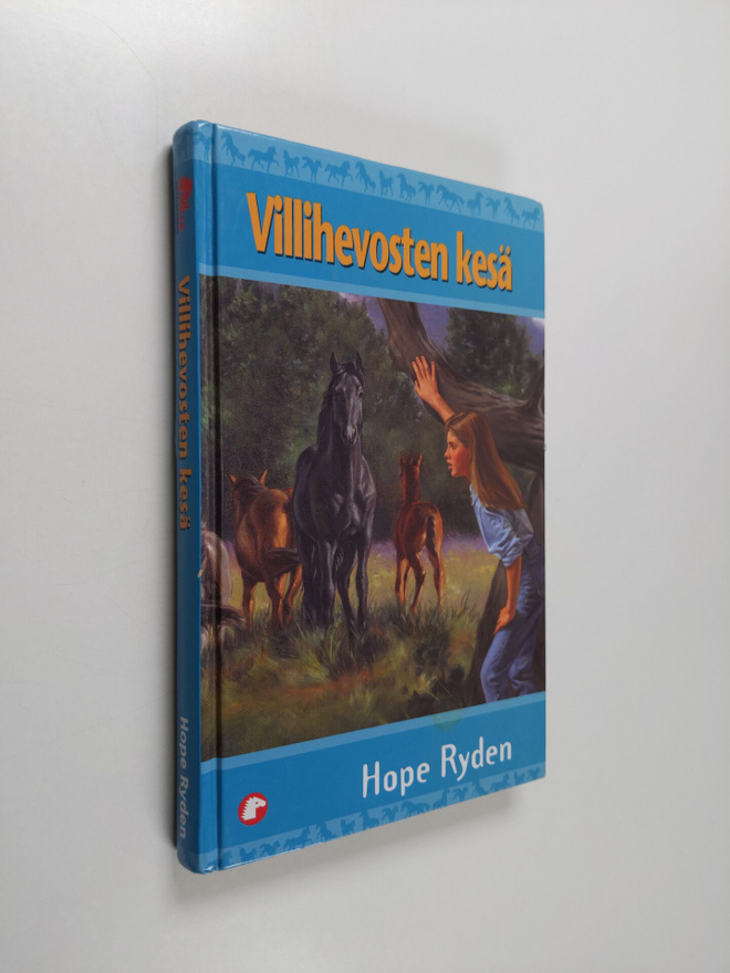 Hope Ryden : Villihevosten kesä