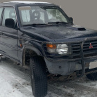 1996 Pajero 2.8 L moottorilla projektiksi tai varaosiksi - pikkukuva 1
