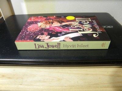 Lisa Jewell Hyvät bileet