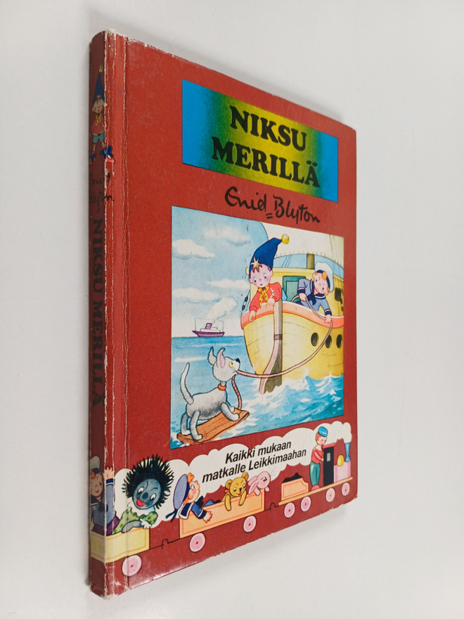 Enid Blyton : Niksu merillä