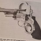 POLICE HANDGUN MANUAL - pikkukuva 2