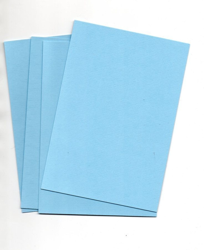 KORTTIPOHJA "°VAALEANSININEN"° 2-osainen / (Light Blue)
