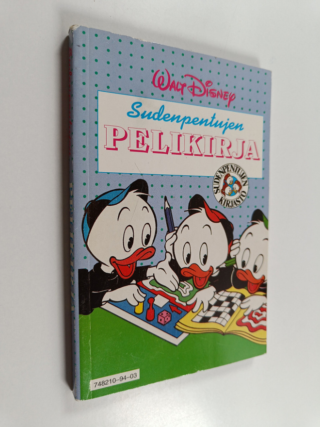 Walt Disney : Sudenpentujen pelikirja