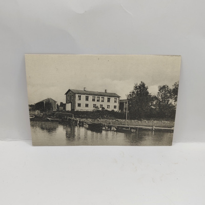 Lovisa: Folkskolehuset ***