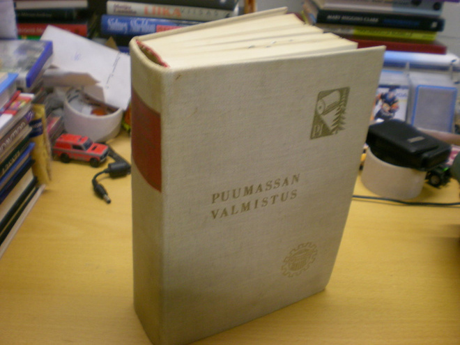 Erkki Aaltio (toim.): Puumassan valmistus ­     - Suomen Pap