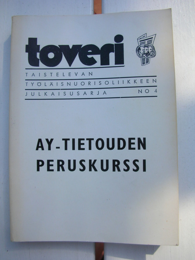 Toveri AY-tietouden peruskurssi