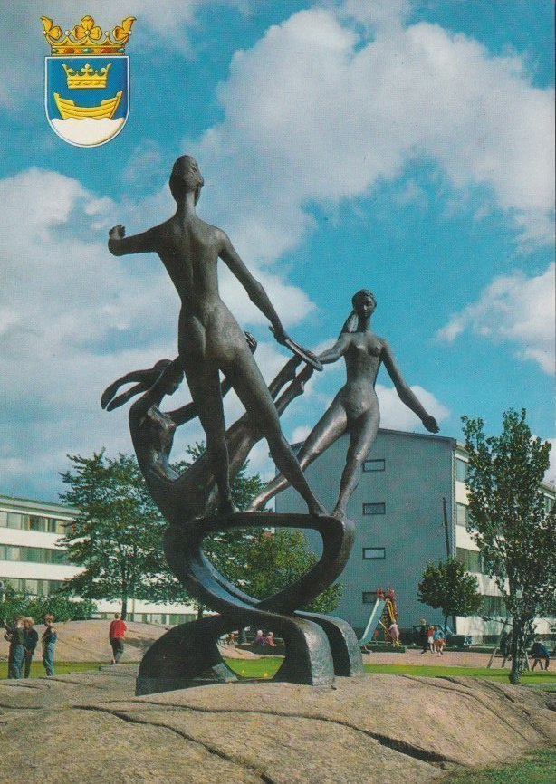 Helsinki: Nuorten leikki - veistos