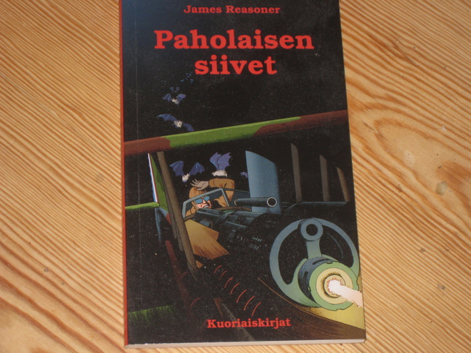 Reasoner, James: Paholaisen siivet 1.p nid v. 2014