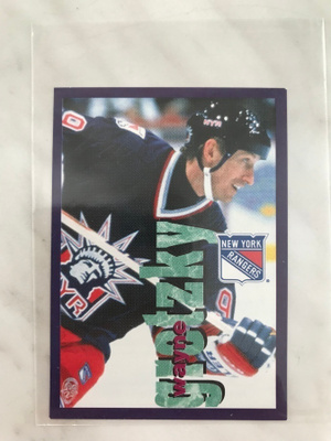 1998-99 Panini Stickers Wayne Gretzky #3