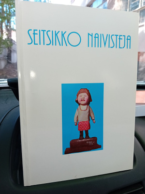 SEITSIKKO NAIVISTEJA  ( SIS POSTIKULU  )