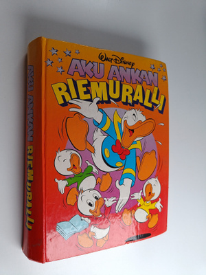 Walt Disney : Aku Ankan riemuralli