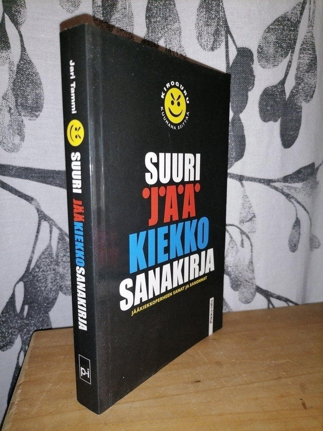 Suuri jääkiekkosanakirja - 1.p.2013