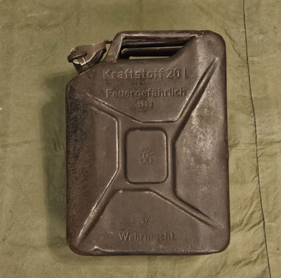 Kraftkorps 1943 kanisteri
