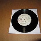 Välikausitakki 7" Ne Tekee Teistä Rehua v.1977 EX ! - pikkukuva 1