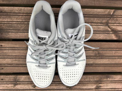 Nike sisäpelikengät 41