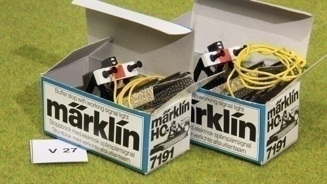 #V27 Märklin päätepuskuri 7191, laatikko, uusi malli valolla