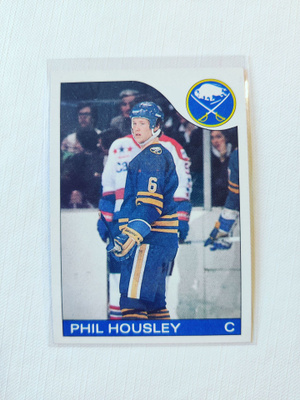 85-86 Topps - Phil Housley