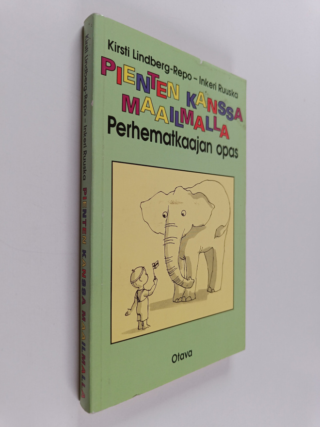 Kirsti Lindberg-Repo : Pienten kanssa maailmalla perhemat...