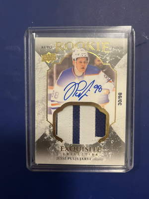 16-17 Exquisite auto rookie patch Jesse Puljujärvi /98