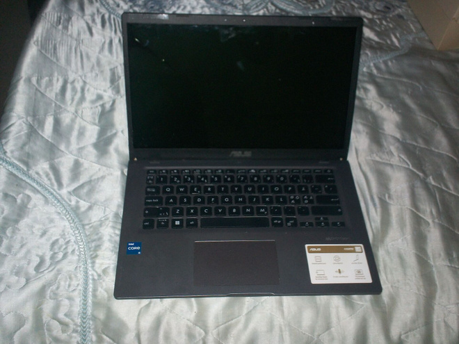 asus x415e