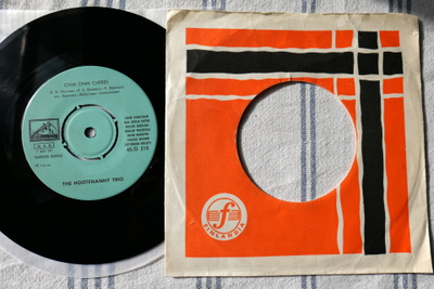 The Hootenanny Trio – Chim Chim Cheree  7" 1965