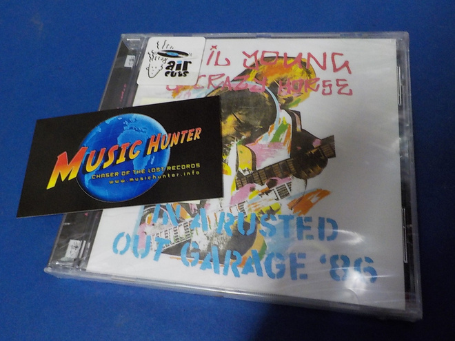 NEIL YOUNG - IN A RUSTED OUT GARAGE '86 UUSI CD