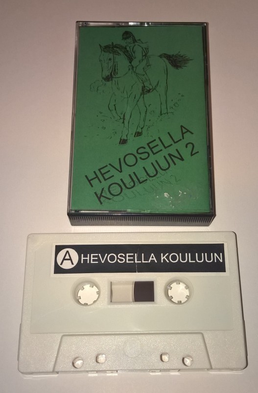 HEVOSELLA KOULUUN 2    C- KASETTI