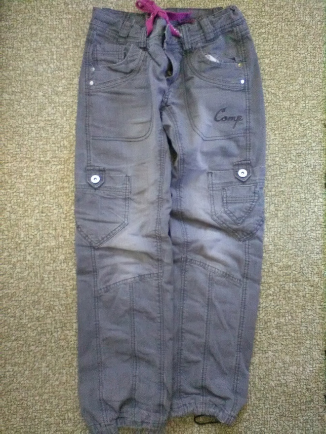 KappAhl Authentic Comp harmaat vuoreelliset housut koko 134