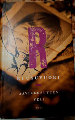 Juha Ruusuvuori: Aavikkosutten veli WSOY KP