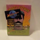 MONTHY PYTHON - ALMOST THE TRUTH, THE LAWYER'S CUT UUSI 3DVD - pikkukuva 1