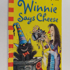 Laura Owen : Winnie says cheese - pikkukuva 1