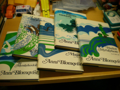 Anni Blomqvist: Myrskyluodon Maija x 5[ Tie Myrskyluodolle;