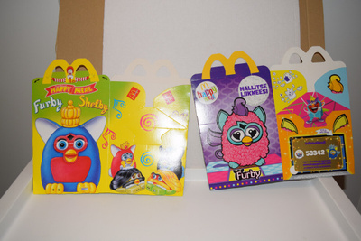 Mcdonalds's Happy meal laatikko furby x2