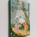 A. A. Milne : Nalle Puh - pikkukuva 1