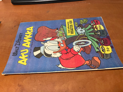 AKU ANKKA 4/1977 HYVÄ