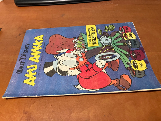 AKU ANKKA 4/1977 HYVÄ