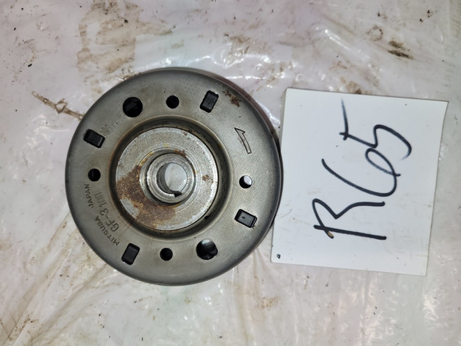 HONDA MTX vauhtipyörä magneetto